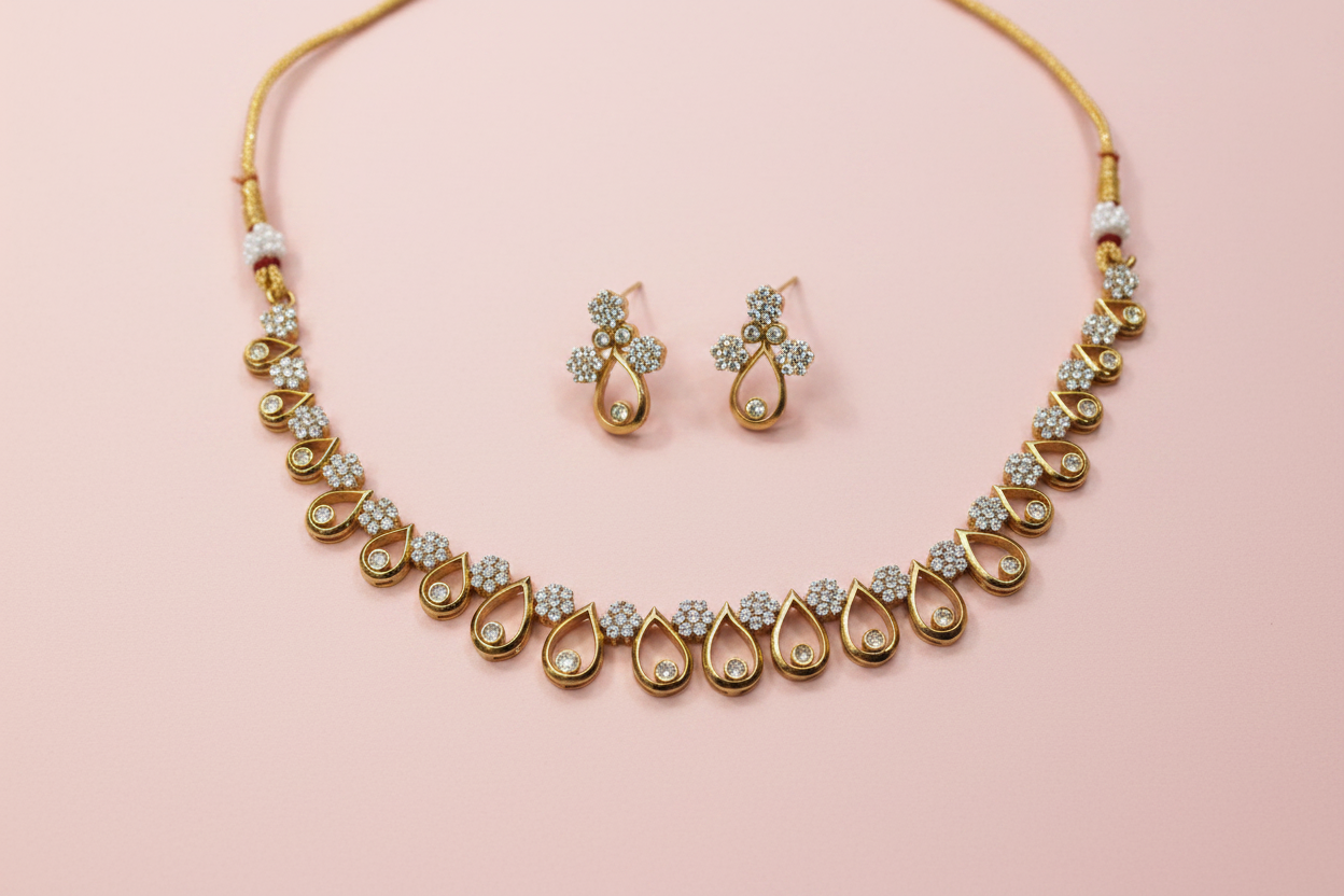 AD Necklace Tear Drop 