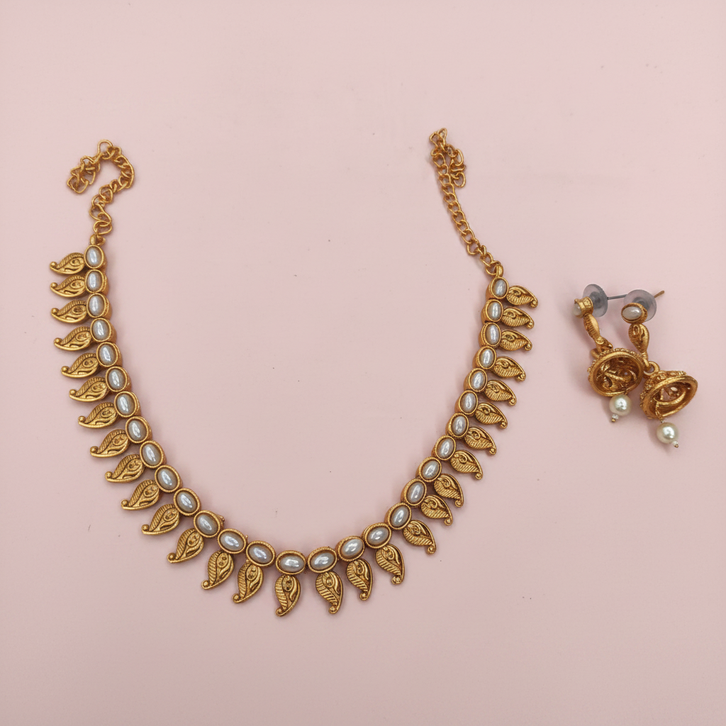 Antique Mango Necklace