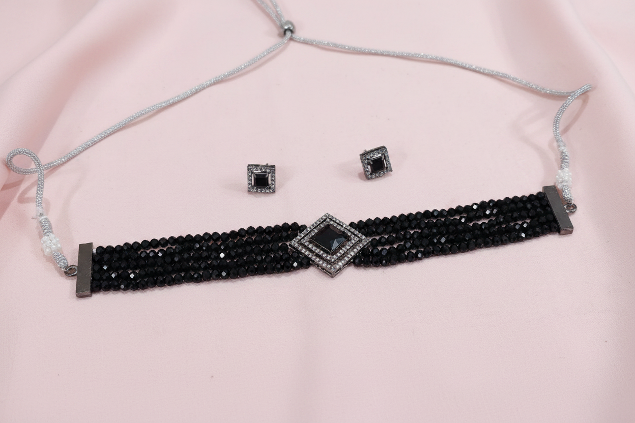 Black Diamond Crystal choker 