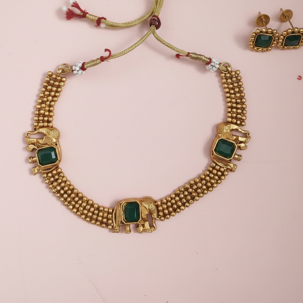 Dark Green Elephant Necklace