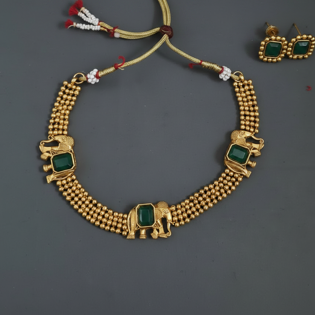 Dark Green Elephant Necklace
