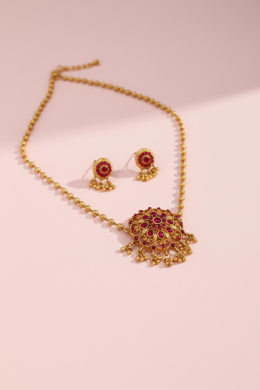 Gold Pearl Choker Necklace 