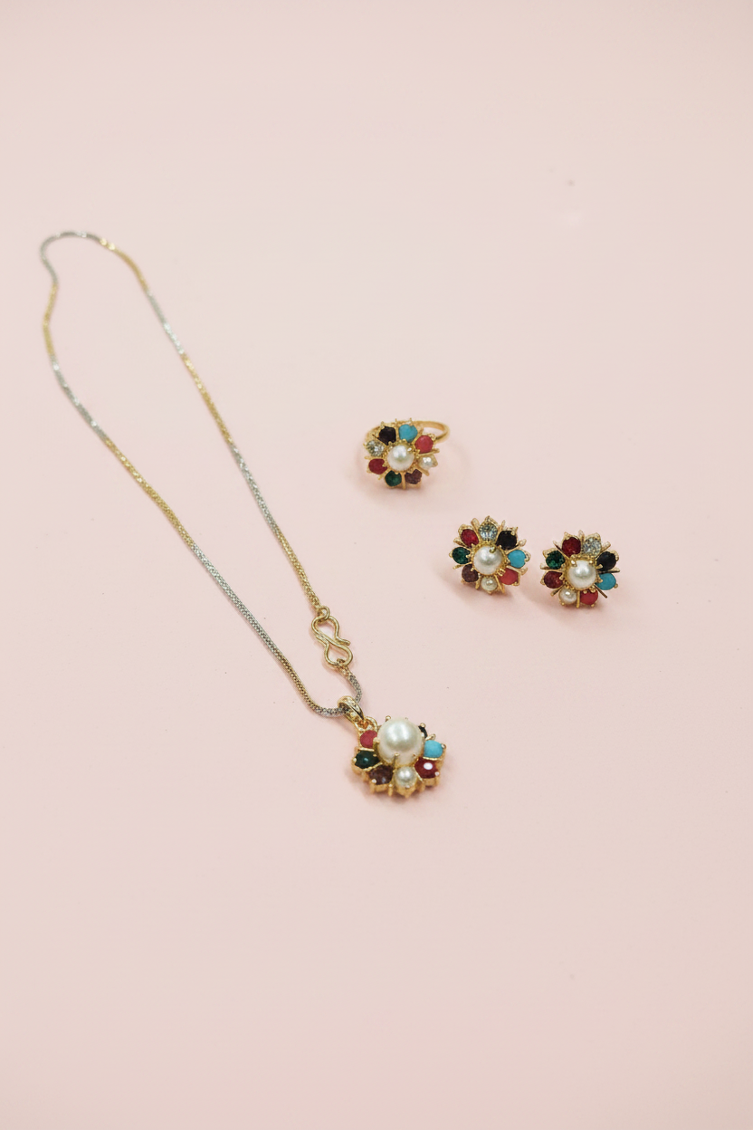 Pearl multi Pendant Chain 