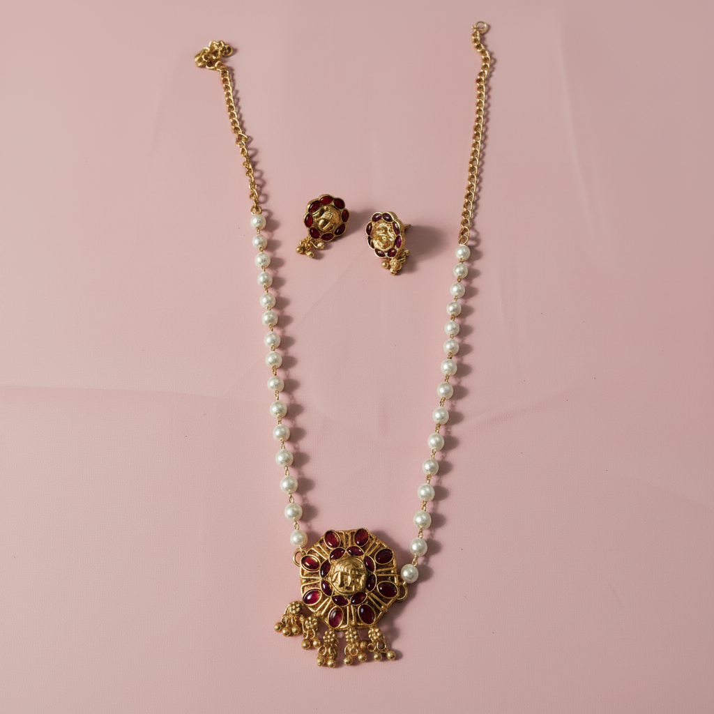 Floral Pearl red Choker
