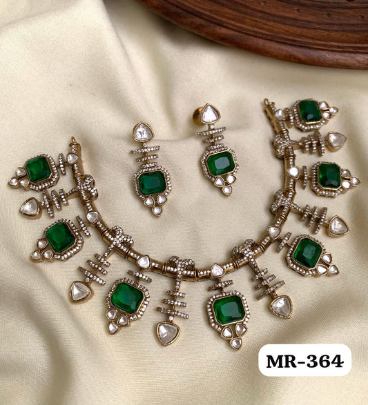 Green Elegant AD Necklace