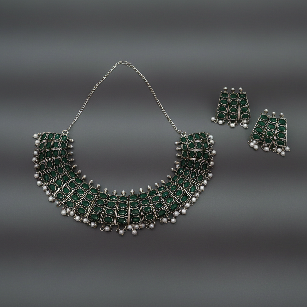 Emerald Green Stone Necklace 