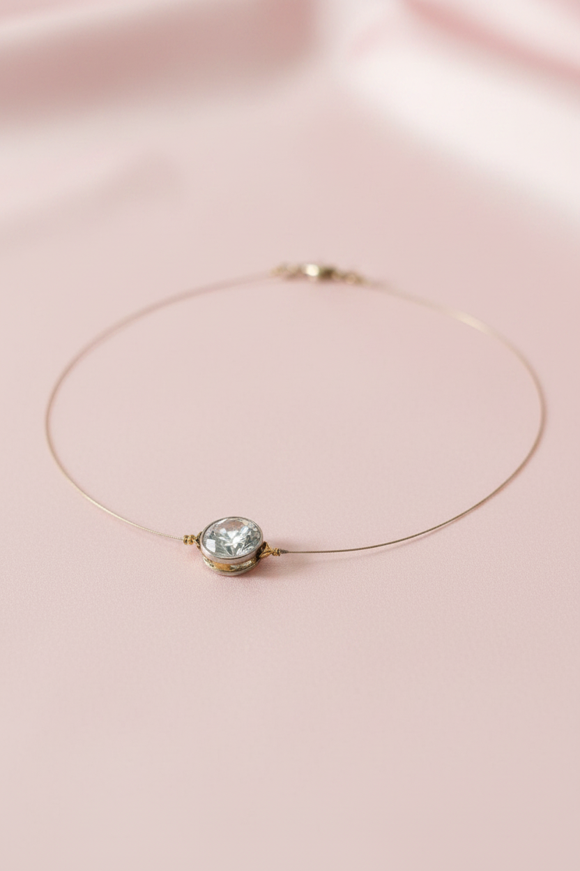 pendant_invisible_chain
