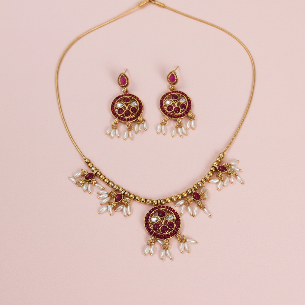 Rice pearl kemp necklace 