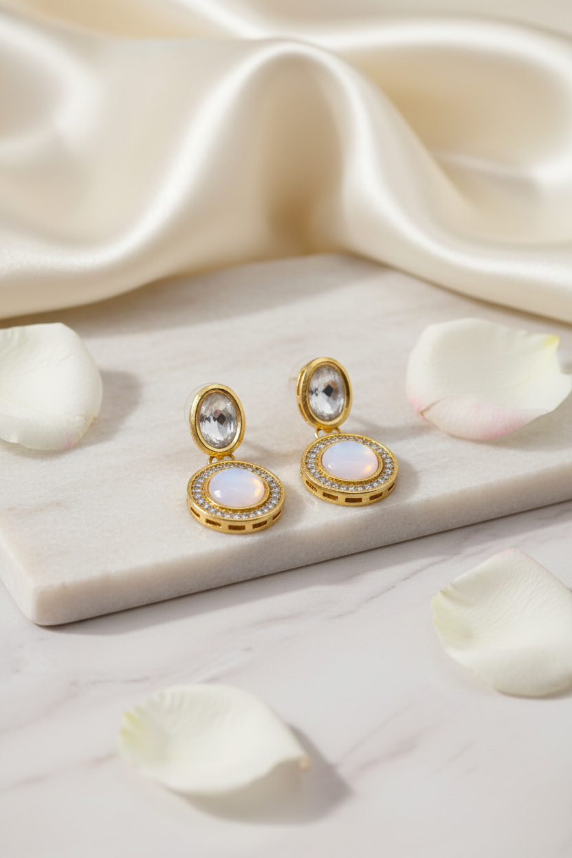 whitepearl_stud__earrings